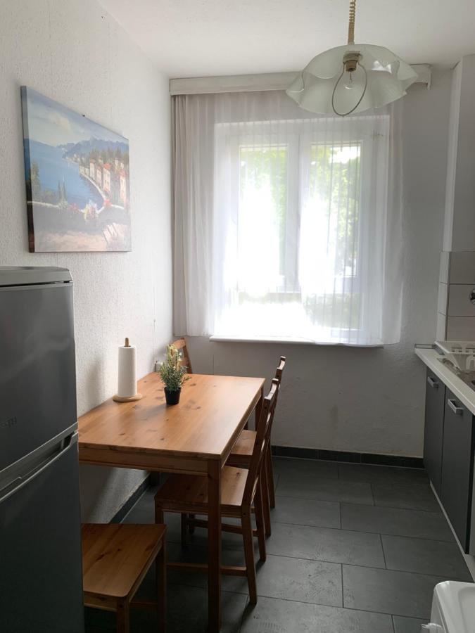 Lebt-wohnung Fur Bis Zu 12 Personen Appartamento Berlino
